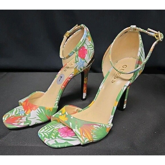 Guess Shoes Women's Floral Colorful Platform Pumps Heels - Size 7M - Picture 1 of 7